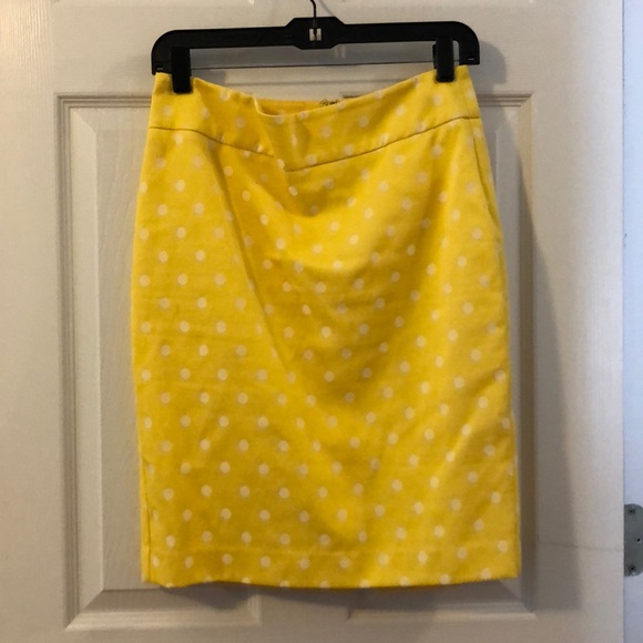 Ann Taylor Dresses & Skirts - Yellow polka dot pencil skirt